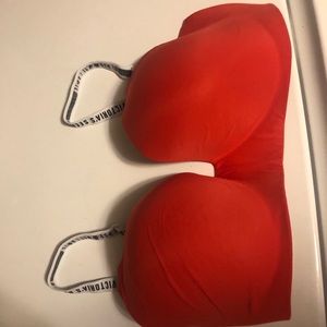 36DDD vs bra